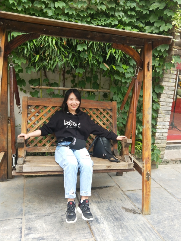 KT的第一张照片--宜昌王婆说媒